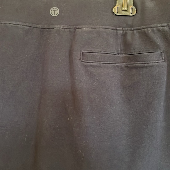 Women’s XL T by Talbots Navy Blue Skort pull on 3 pockets stretch shorts beneath - Picture 8 of 9